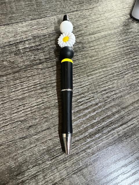 White Daisy Pen